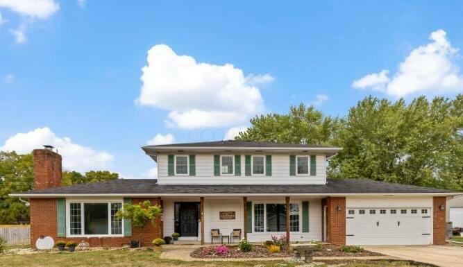 Property Photo:  562 Mapleview Lane  OH 43113 