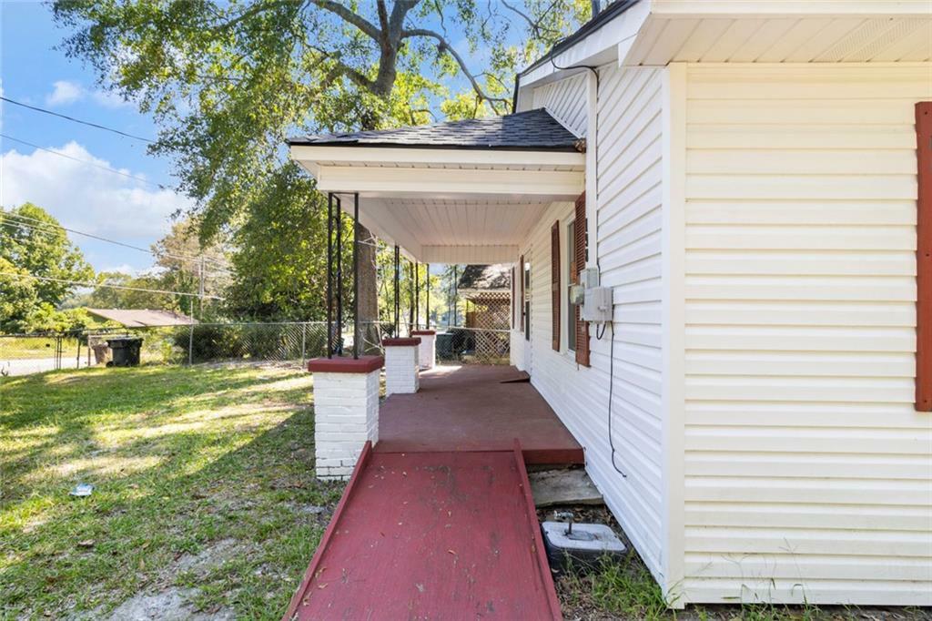 Property Photo:  198 S Broad Street Street  GA 30577 