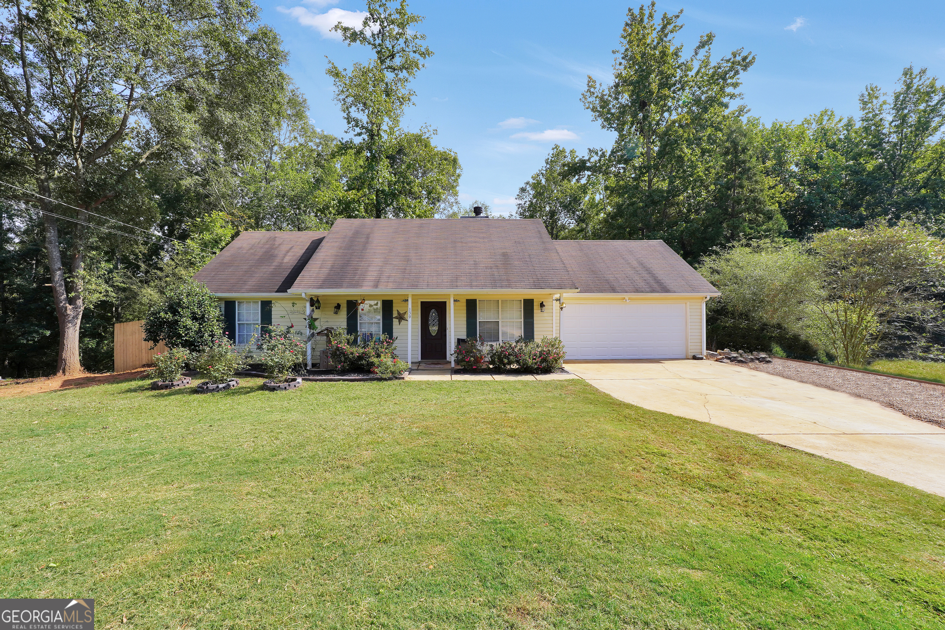 Property Photo:  139 Stoney Brook Circle  GA 30233 