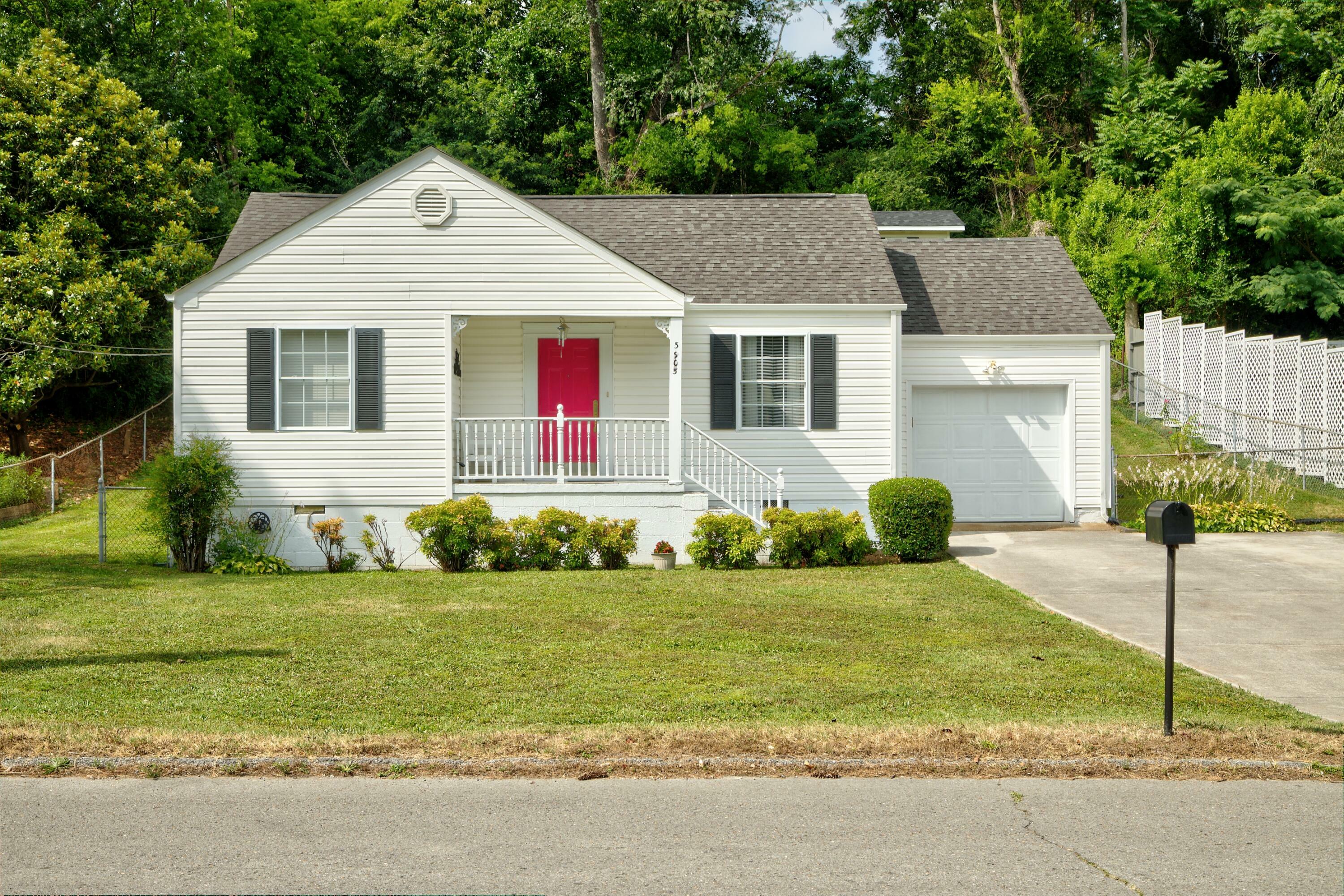 3905 Fountain Avenue  Chattanooga TN 37412 photo