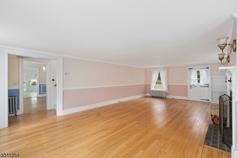 Property Photo:  8 Orchard Rd  NJ 08846 