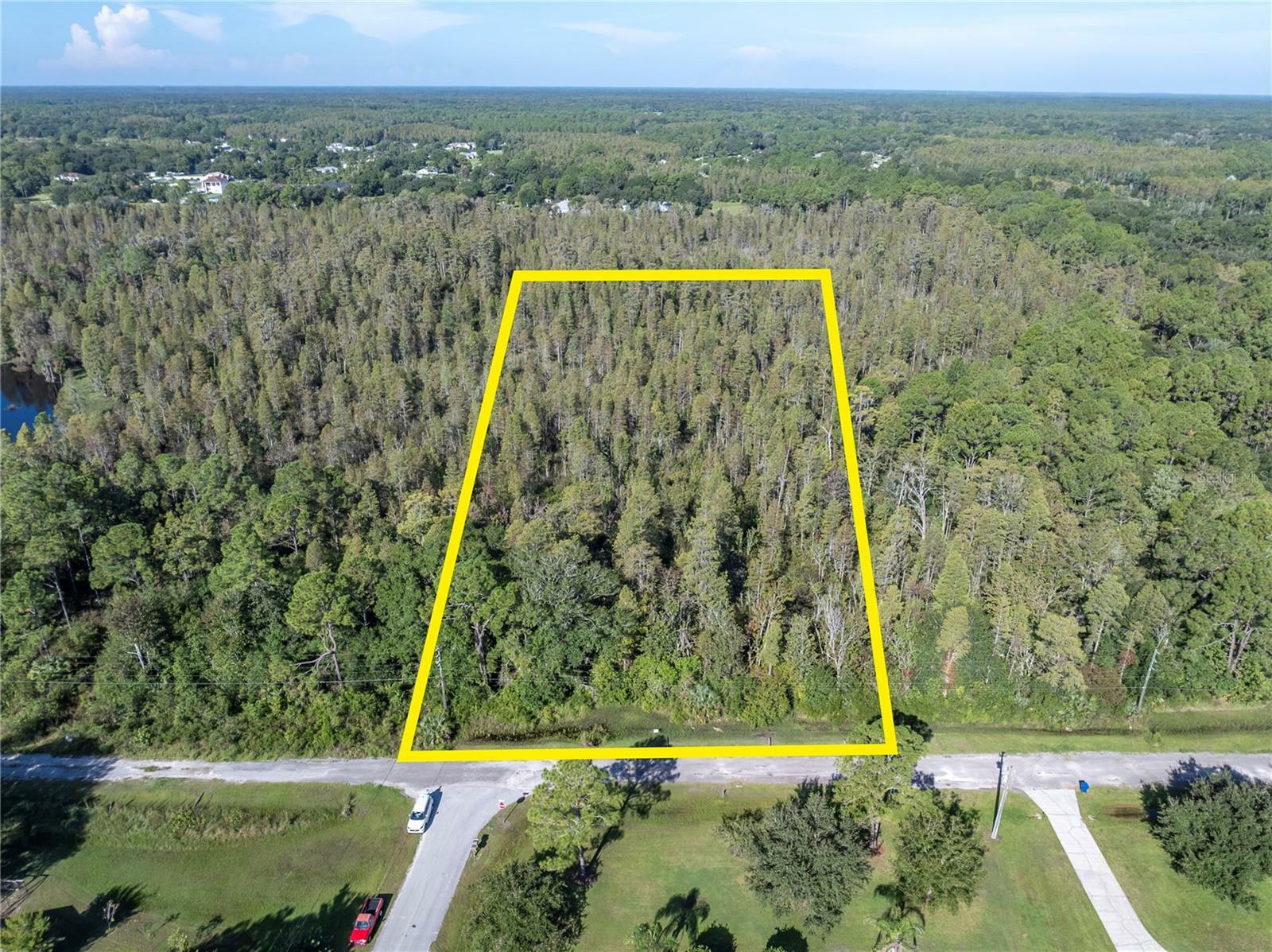 Property Photo:  7615 Westpoint Drive  FL 33544 