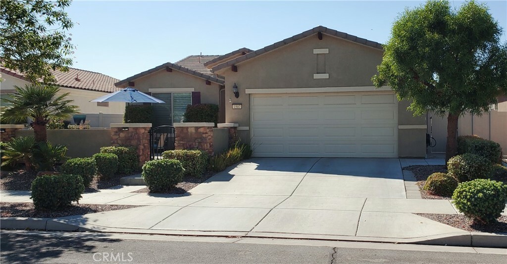 Property Photo:  1507 Via Rojas  CA 92545 