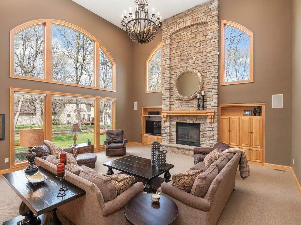 Property Photo:  1116 Sugarbush Lane  MN 55387 