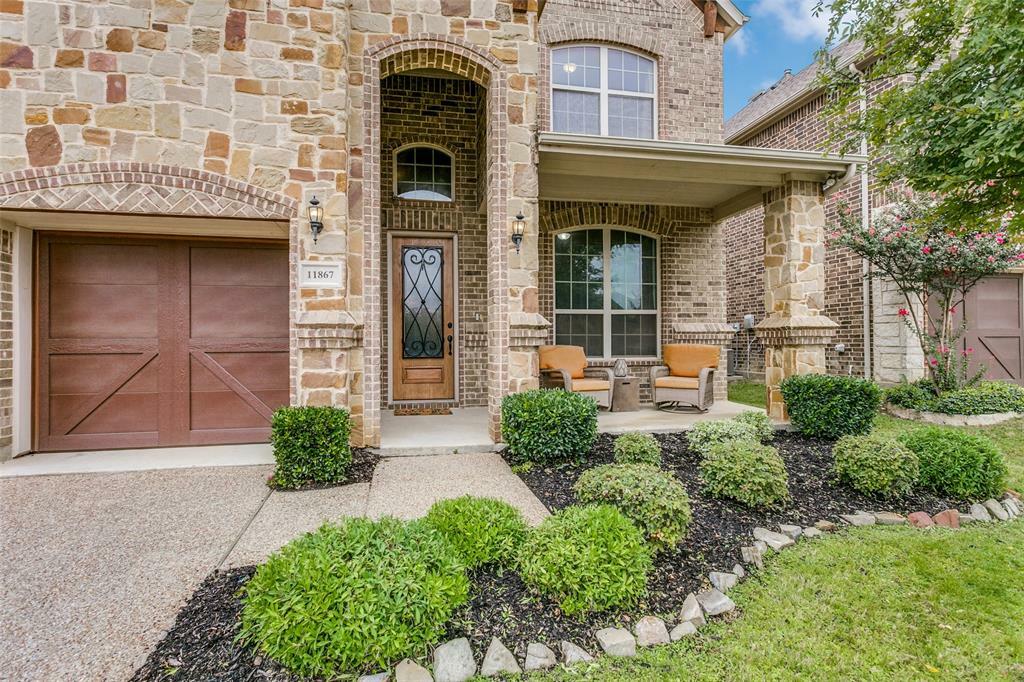 Property Photo:  11867 Hideout Trail  TX 76040 