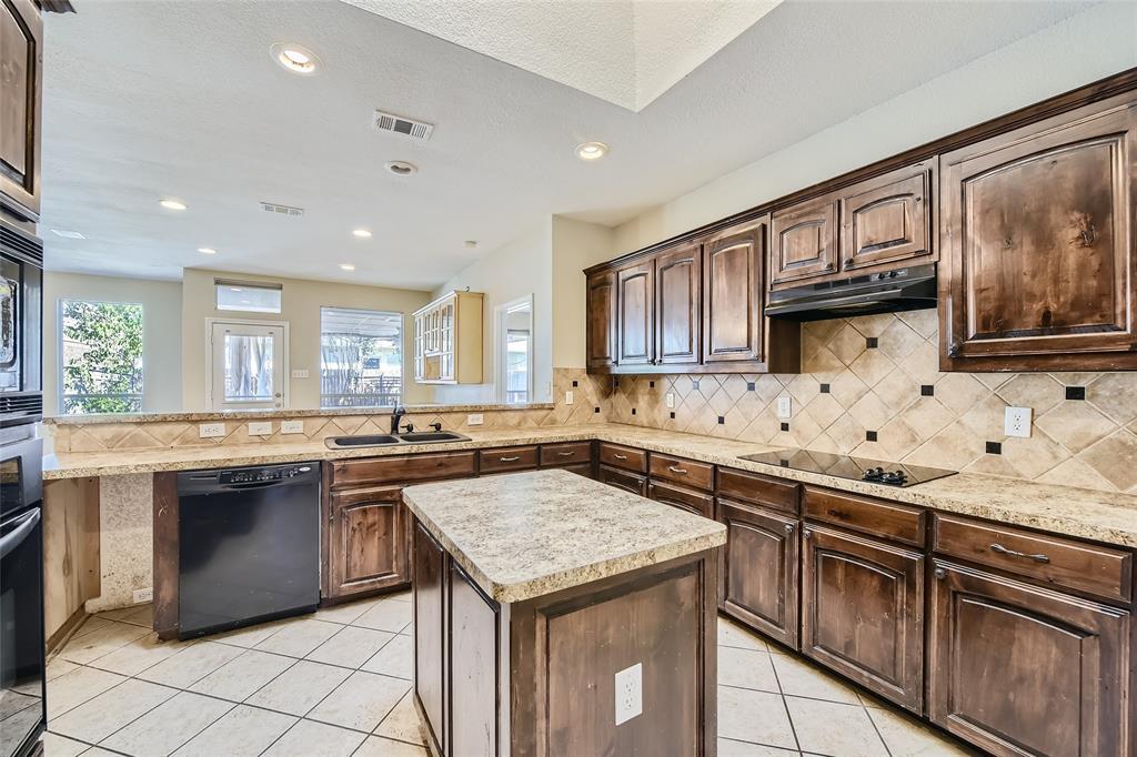 Property Photo: 2313 Priscella Drive TX 76131