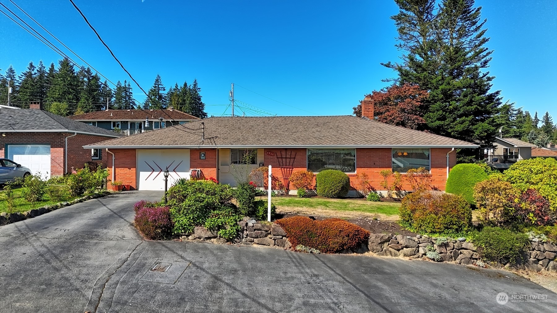 4924 Vesper Drive SE  Everett WA 98203 photo