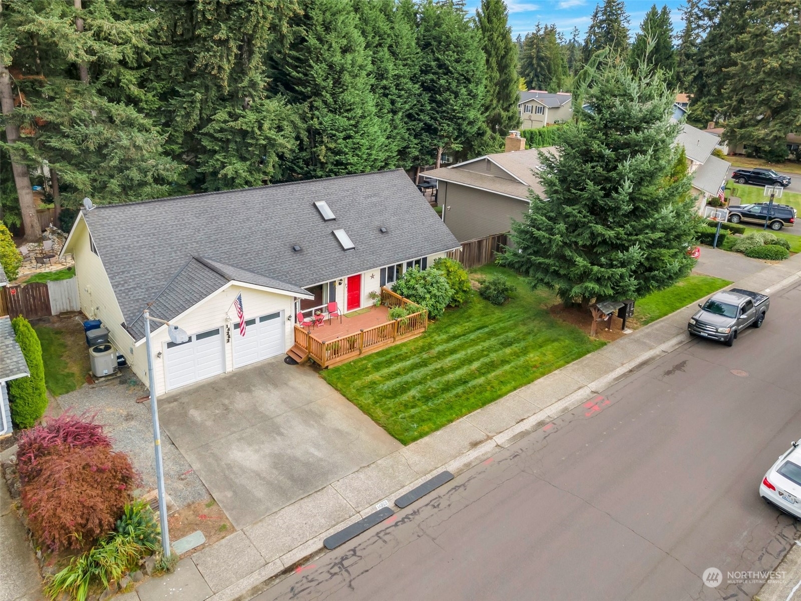 Property Photo:  14262  122nd Avenue NE  WA 98034 