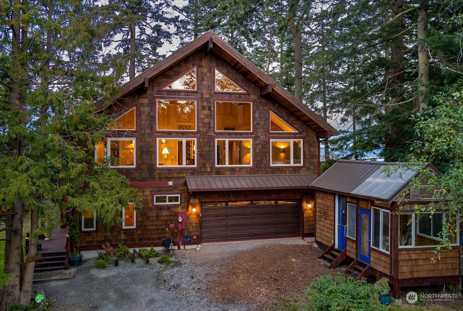 Property Photo:  206 Rhodena Drive  WA 98239 