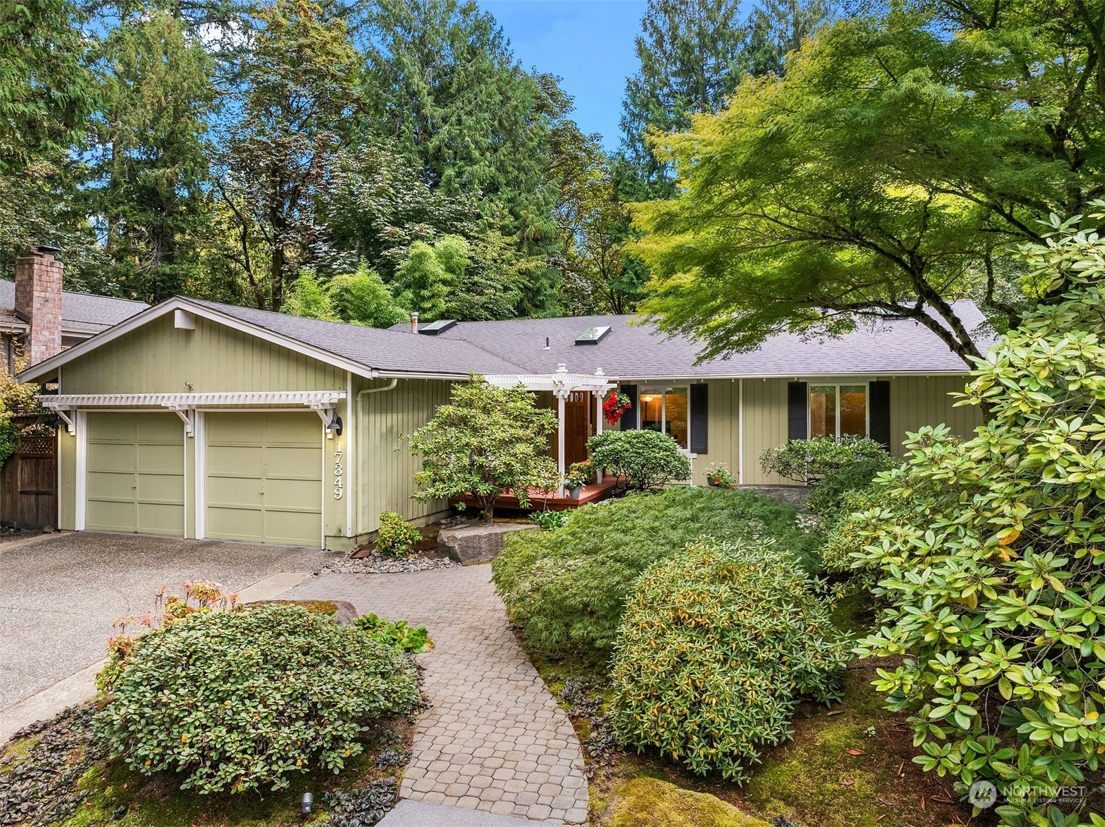 Property Photo:  17349 NE 34th Street  WA 98052 