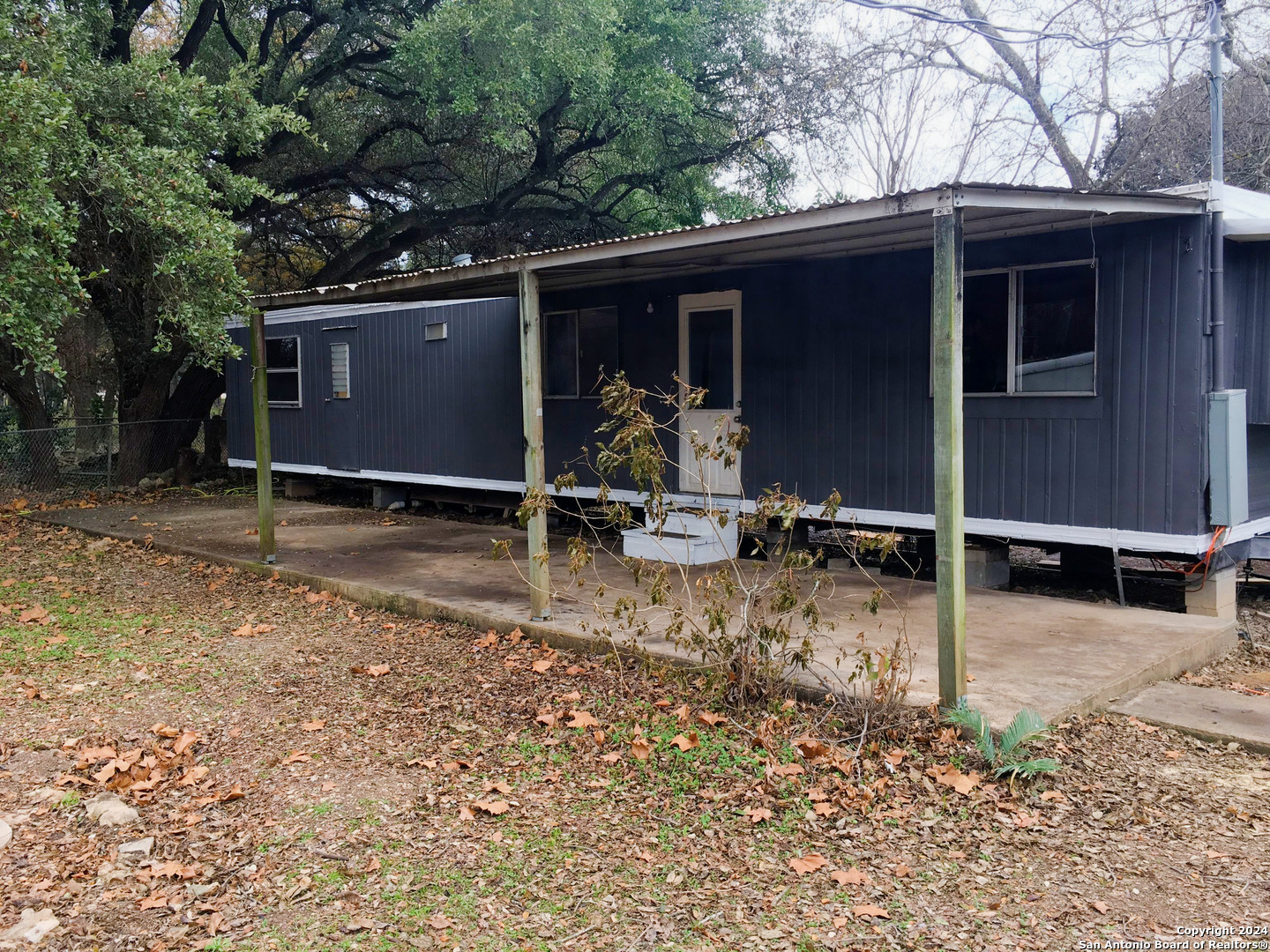 Property Photo: 6577 Cedar Ln TX 78257