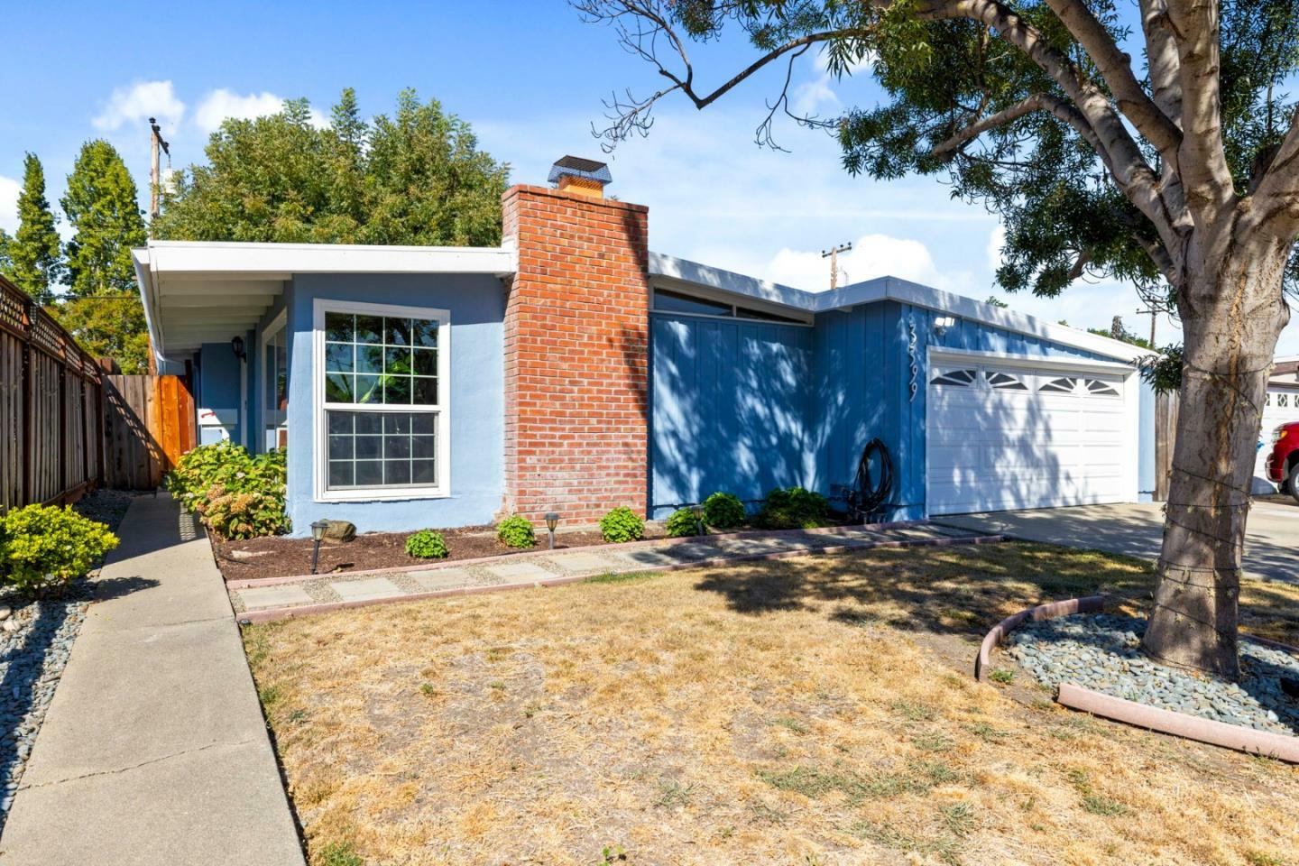 Property Photo:  3399 Snively Avenue  CA 95051 