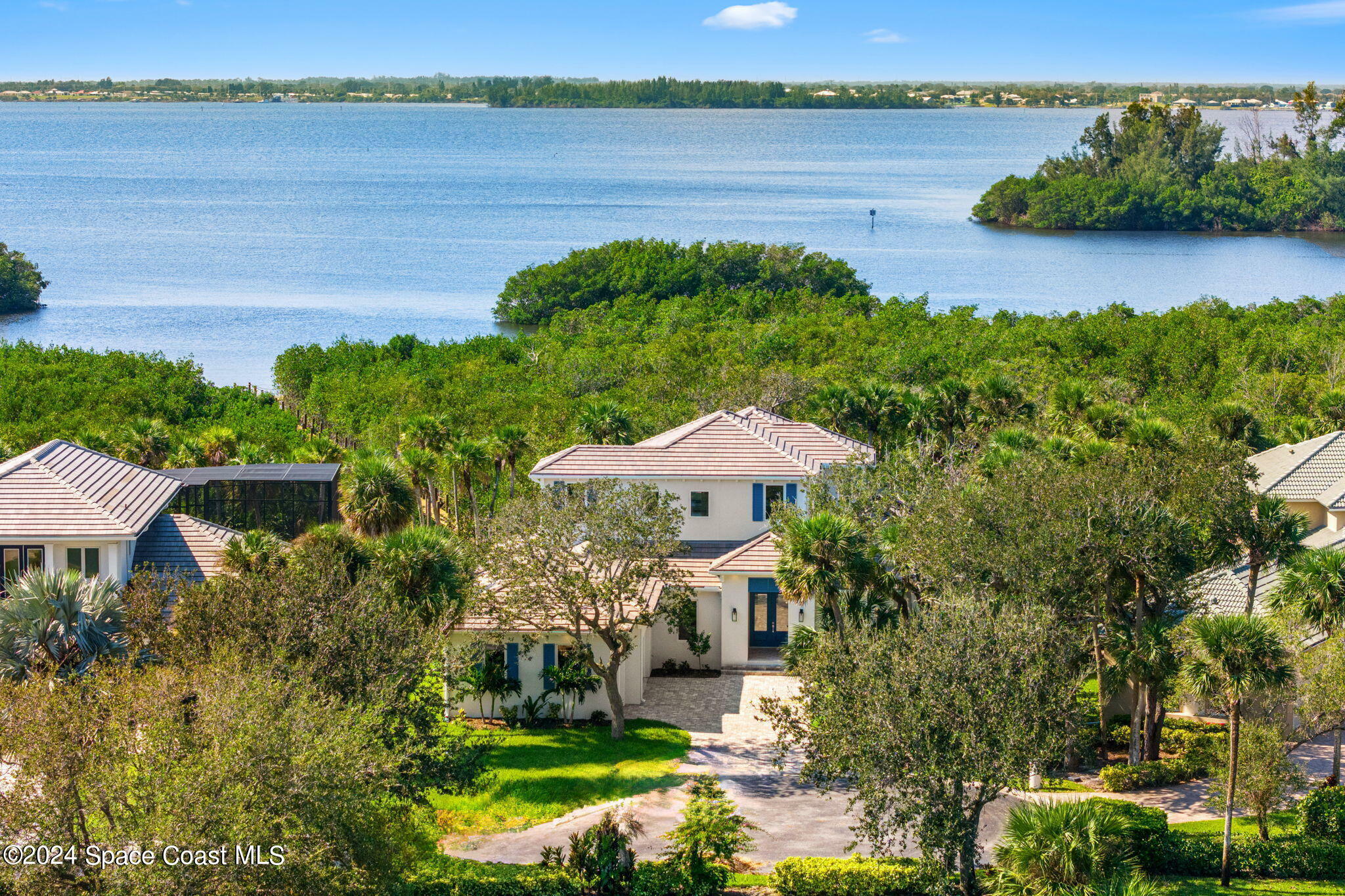 Property Photo:  410 Hammock Shore Drive  FL 32951 