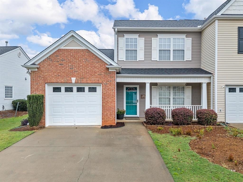 521 Wesberry Circle  Spartanburg SC 29301 photo