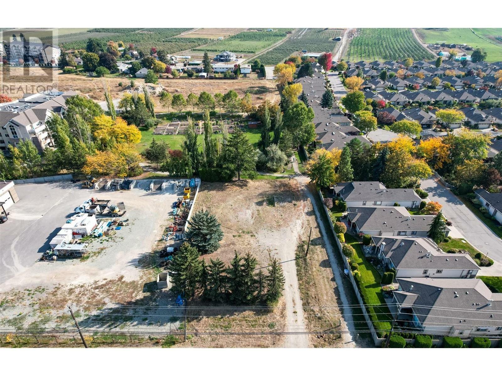 Photo de la propriété:  469 Glenmore Road  BC V1V 1Z6 