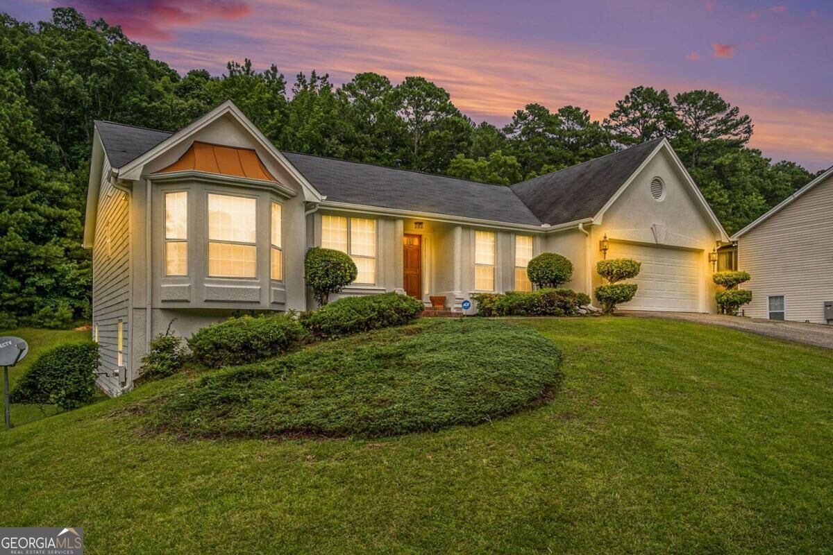 Property Photo: 420 Piney Way SW GA 30331