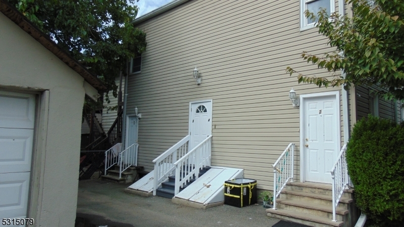 Property Photo:  26 Harrison St 3  NJ 07109 