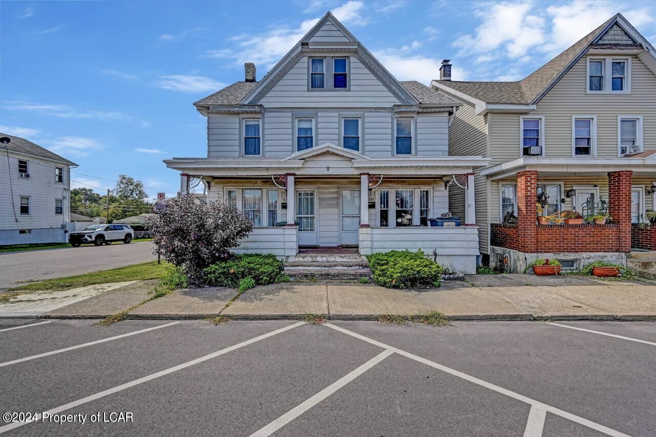 Property Photo:  530 S Poplar Street  PA 18201 