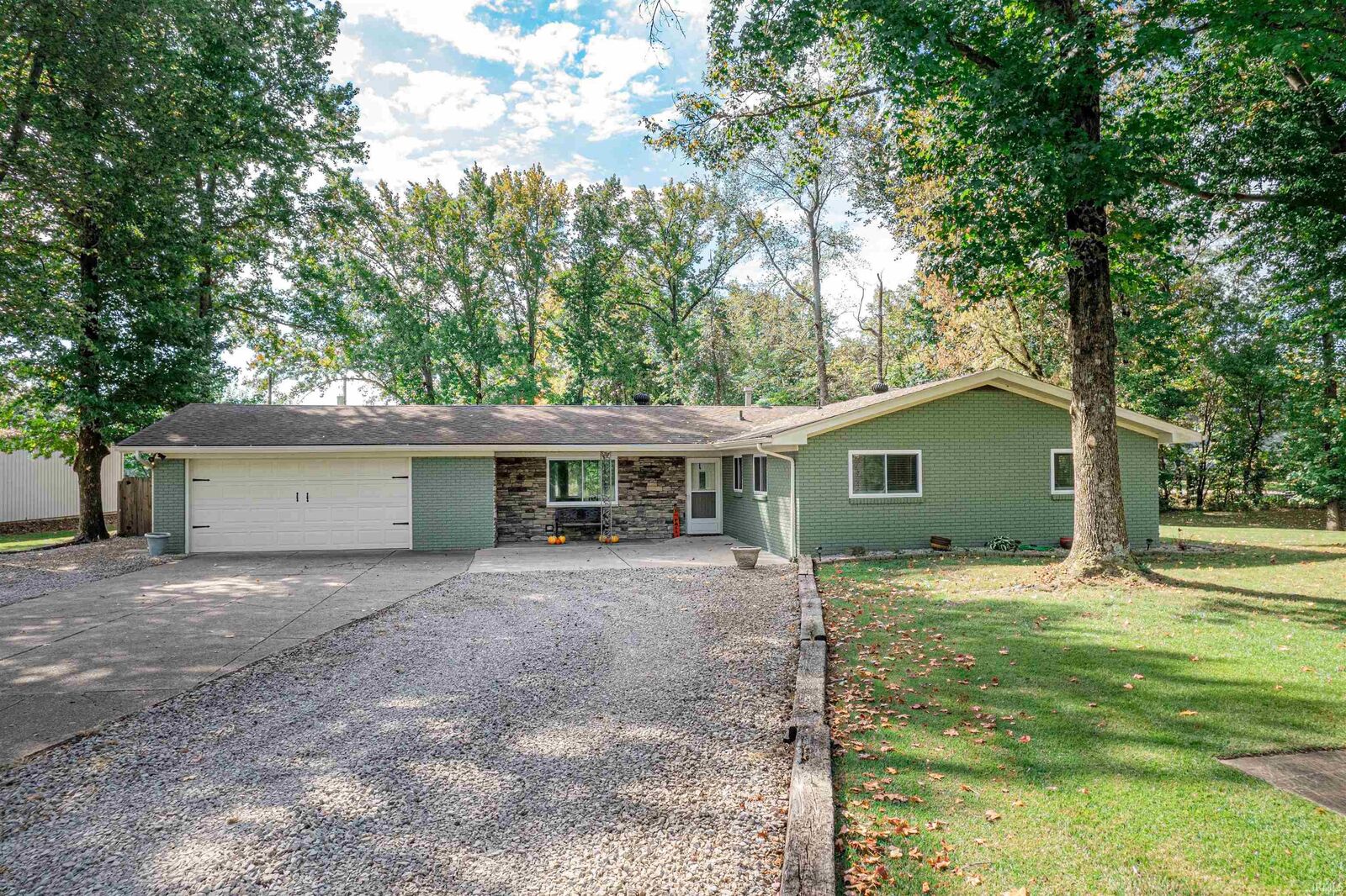 Property Photo:  2905 Schlensker Road  IN 47725 