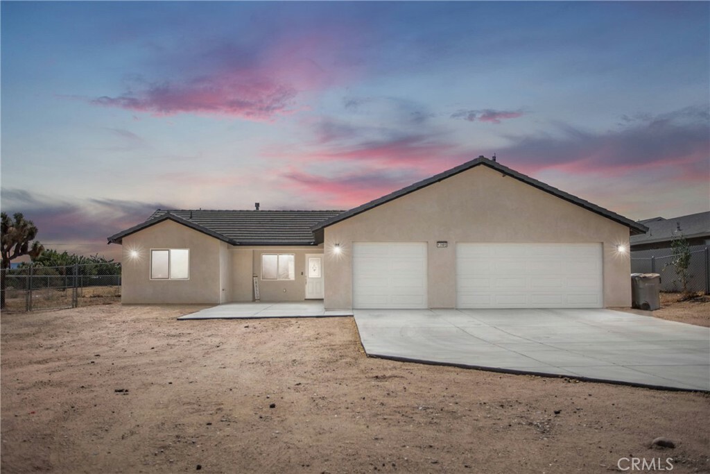 Property Photo:  13985 Smoke Tree Street  CA 92345 