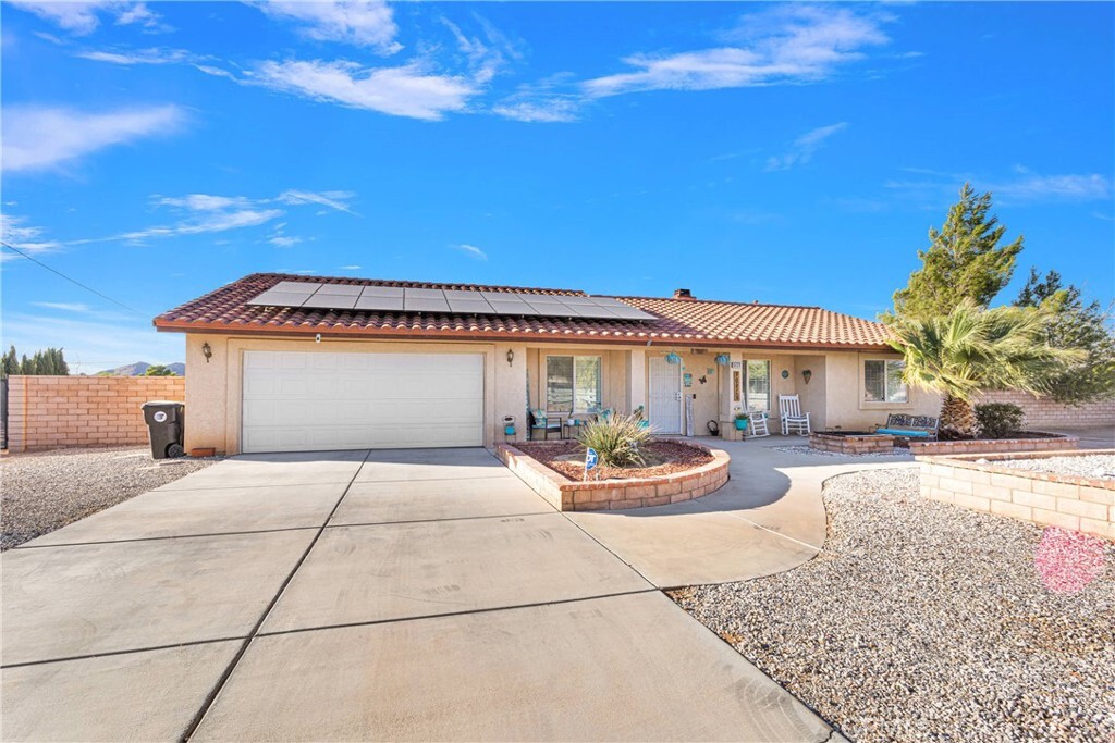 Property Photo: 15120 Blackfoot Road CA 92307
