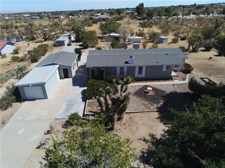 Property Photo:  11411 Oasis Road  CA 92372 
