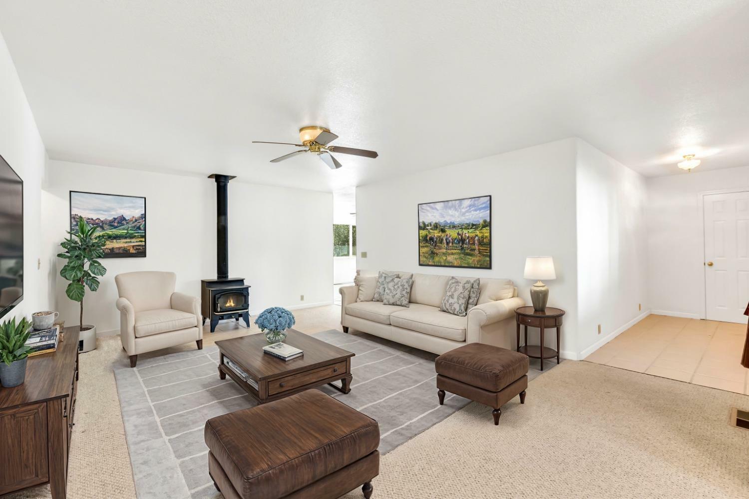 Property Photo:  3021 Lansdowne Ln  CA 95667 