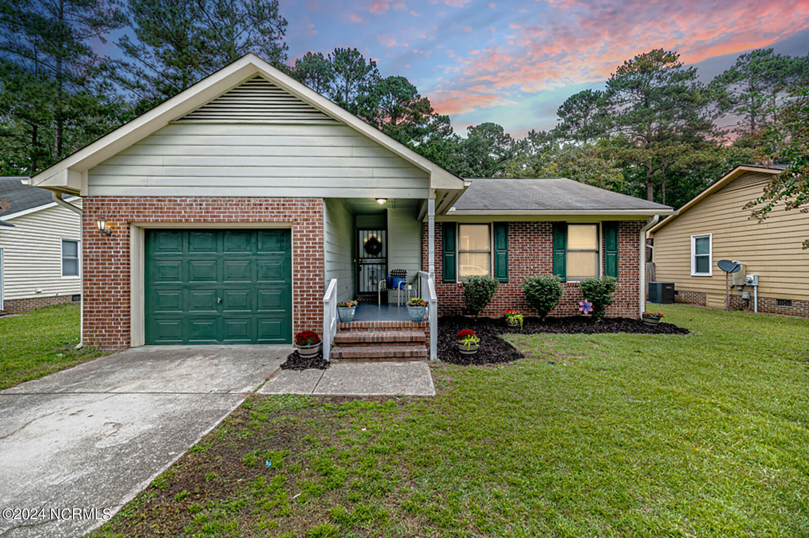 Property Photo: 3974 Loufield Drive NC 28311