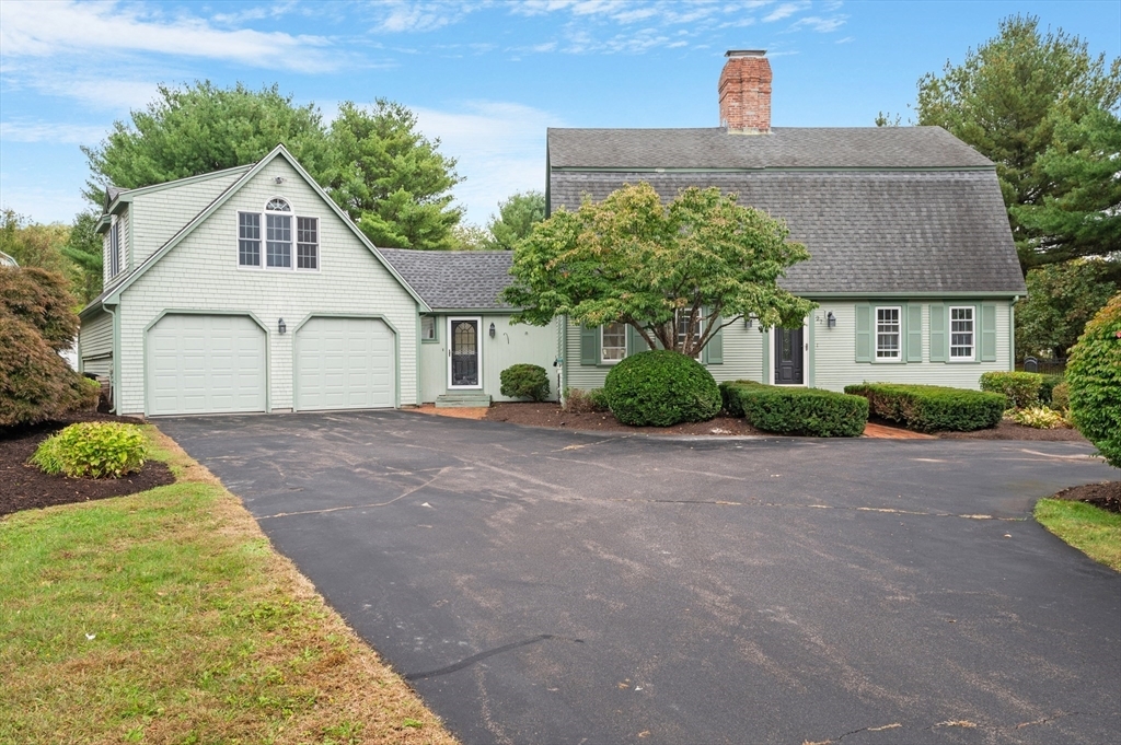 Property Photo:  27 West Barn Road  MA 02760 