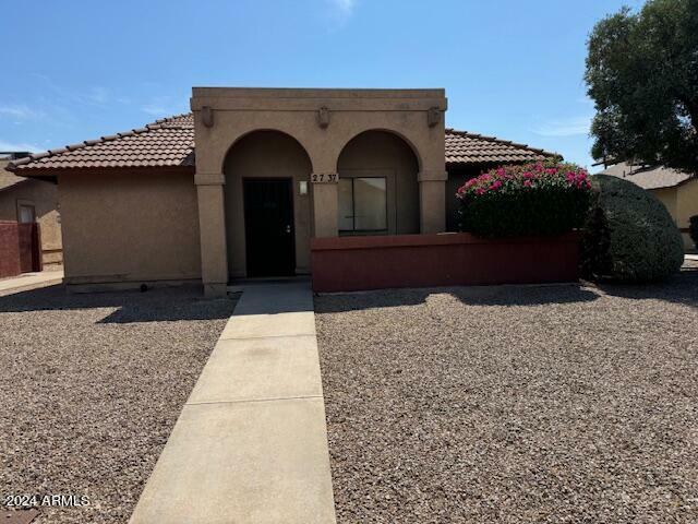 2737 N Salem --  Mesa AZ 85215 photo