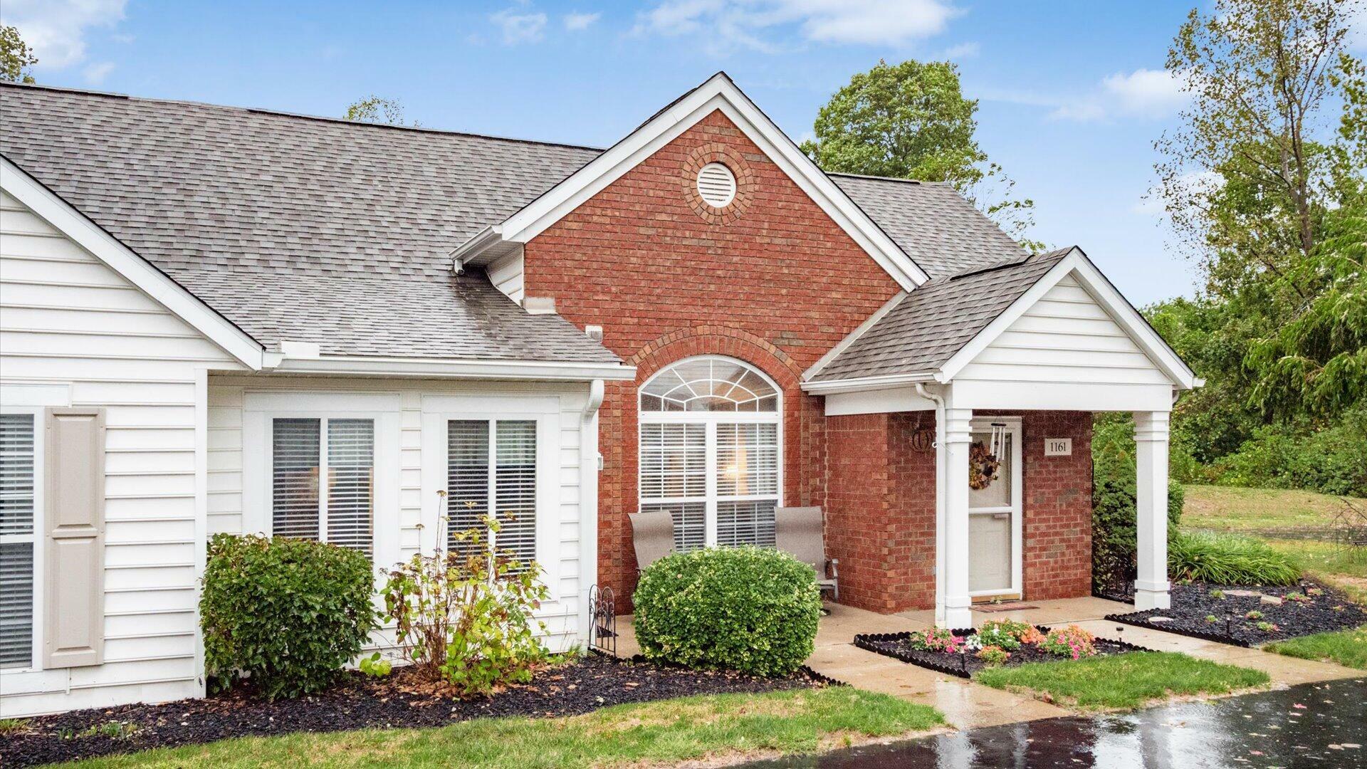 Property Photo: 1161 Overlook Court OH 43147