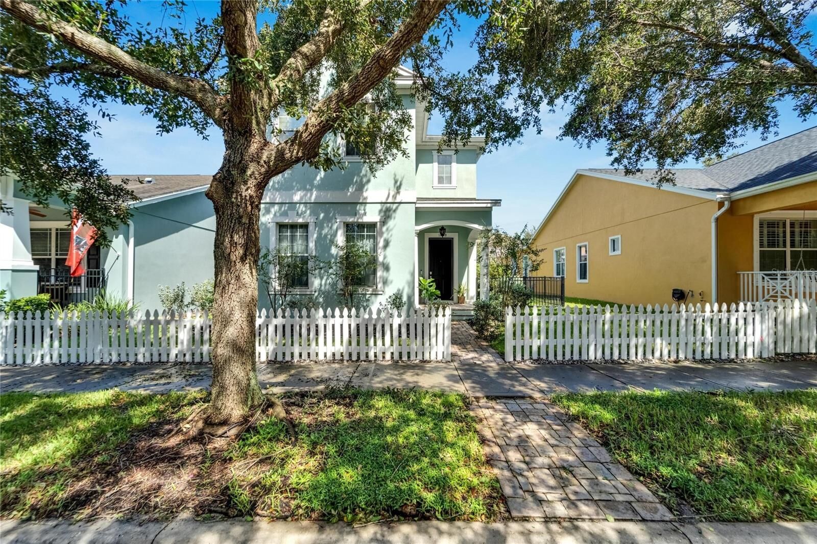 Property Photo:  11328 Grand Winthrop Avenue  FL 33578 