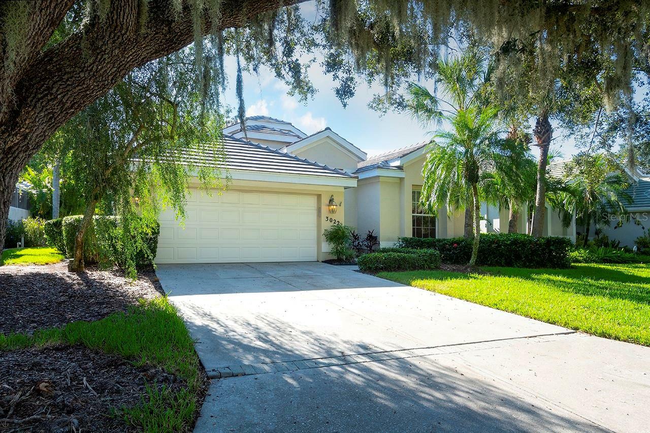 Property Photo:  3022 Woodland Fern Drive  FL 34219 