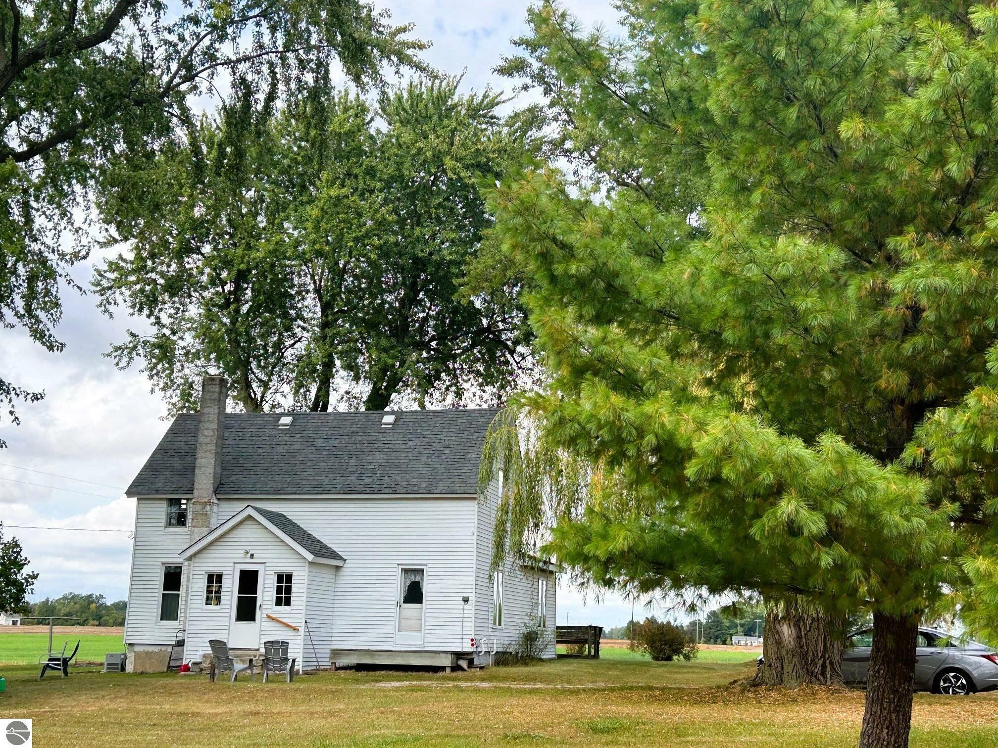 Property Photo:  1306 S Bamber Road  MI 48858 