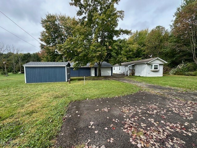 Property Photo: 6861 State Route 46 OH 44410