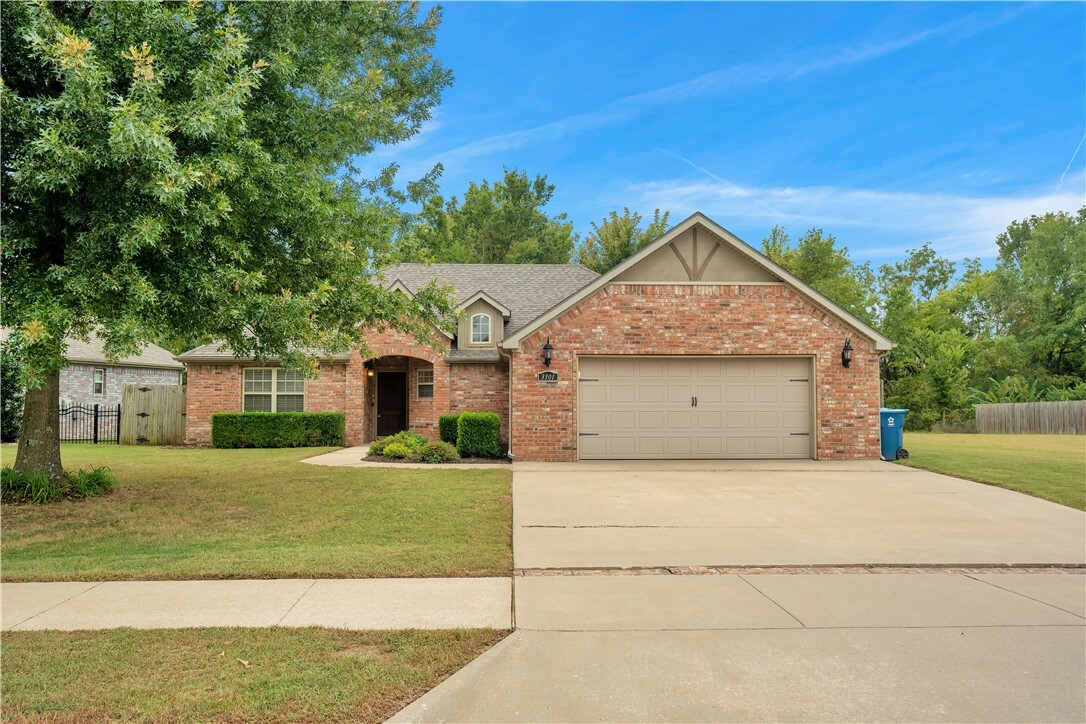 3301 SW Briar Creek Avenue  Bentonville AR 72713 photo