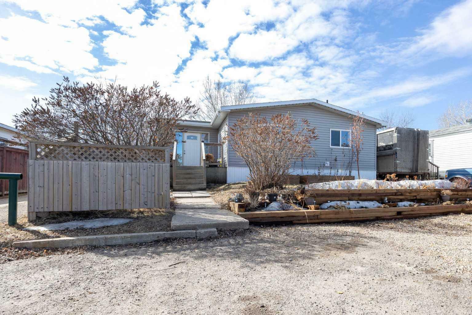 Property Photo:  177 Greely Road  AB T9H 3Y7 