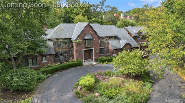 Property Photo: 26061 Hawthorne Drive MI 48025