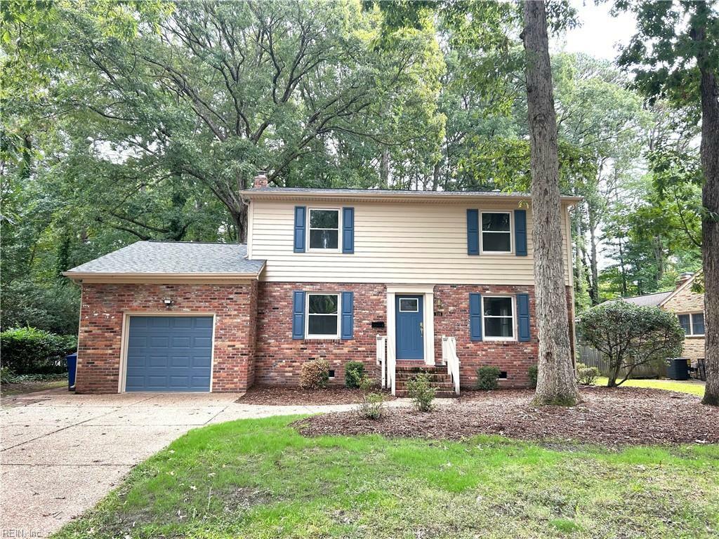 Property Photo:  318 Parkway Drive  VA 23606 