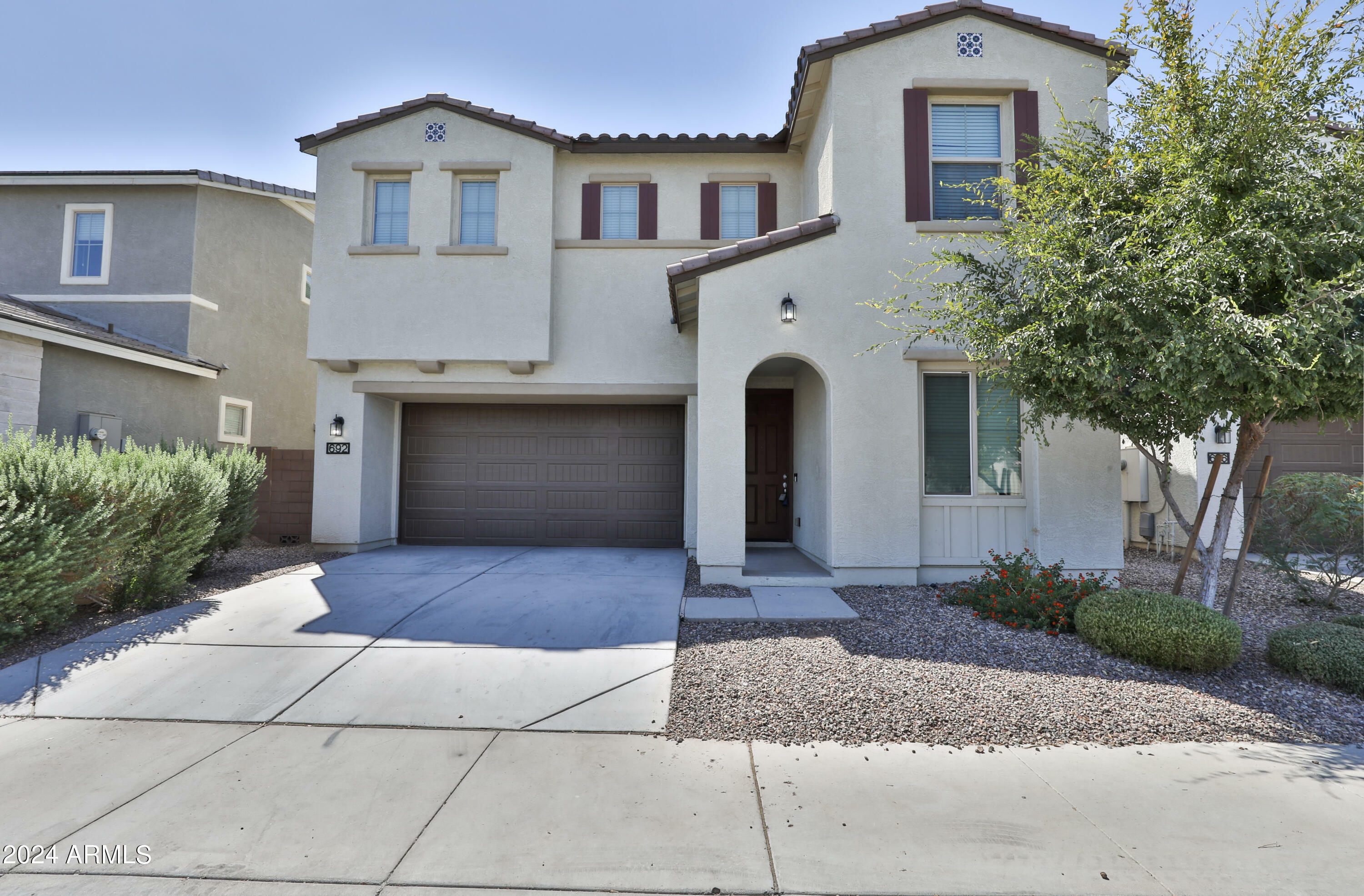 692 N Blackbird Drive  Gilbert AZ 85234 photo