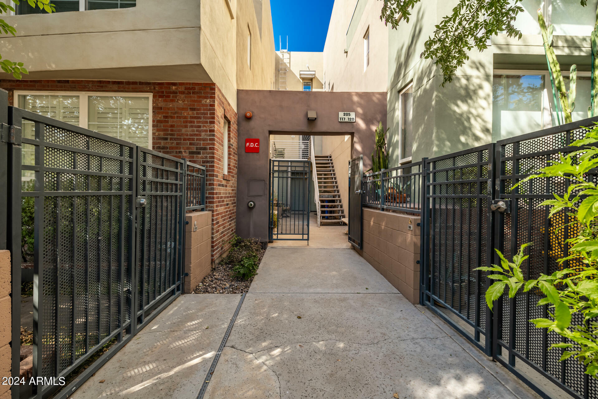 Property Photo:  706 E Washington Street 119  AZ 85034 