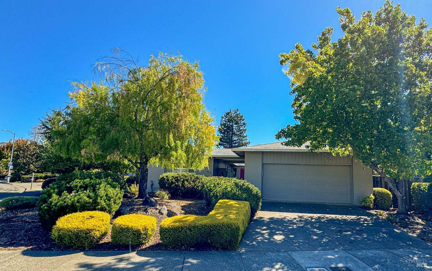 Property Photo:  8812 Oakmont Drive  CA 95409 