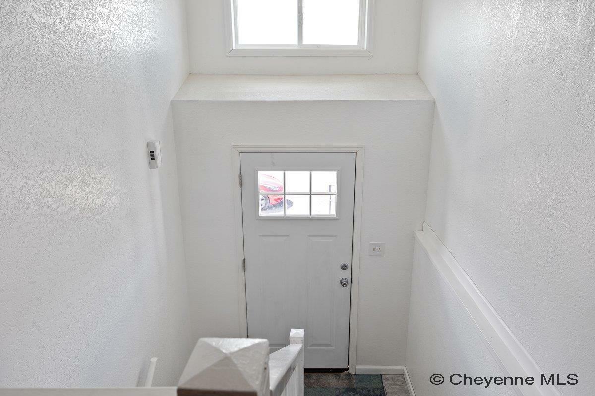 Property Photo:  540 S Lincoln St #B  WY 82070 