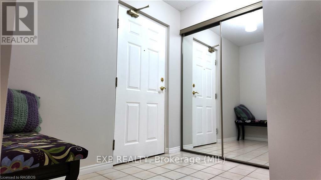 Property Photo:  536 11th Avenue 404  ON N4N 2S4 