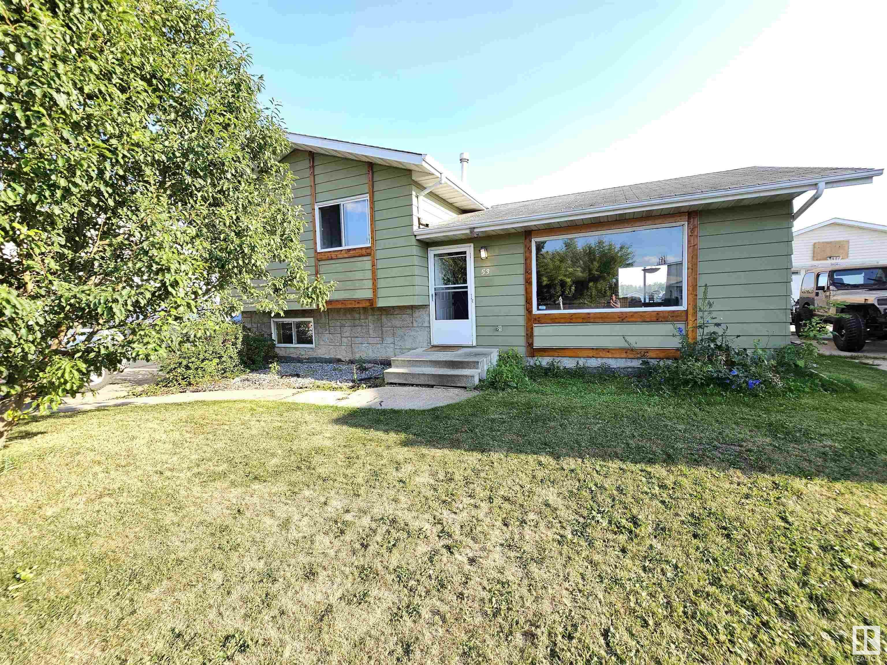 Property Photo:  53 Garden Valley Drive  AB T7Y 1H3 