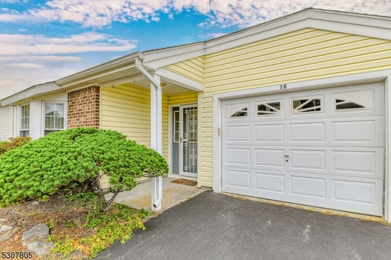 Property Photo:  16 Dogwood Dr  NJ 08005 