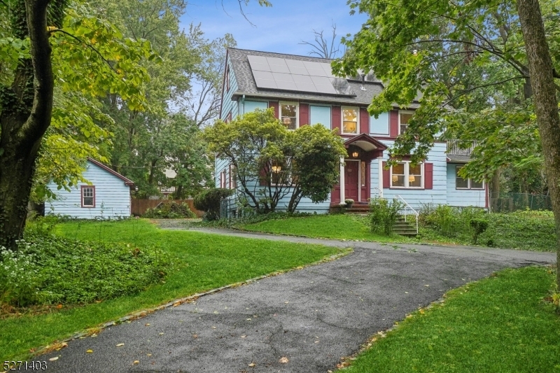 Property Photo:  522 Vose Ave  NJ 07079 