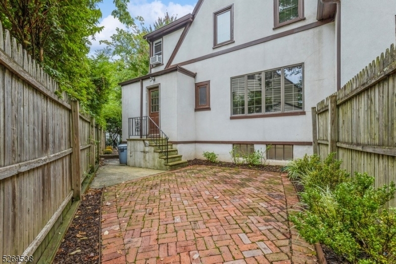 Property Photo:  371 Franklin Place  NJ 07079 