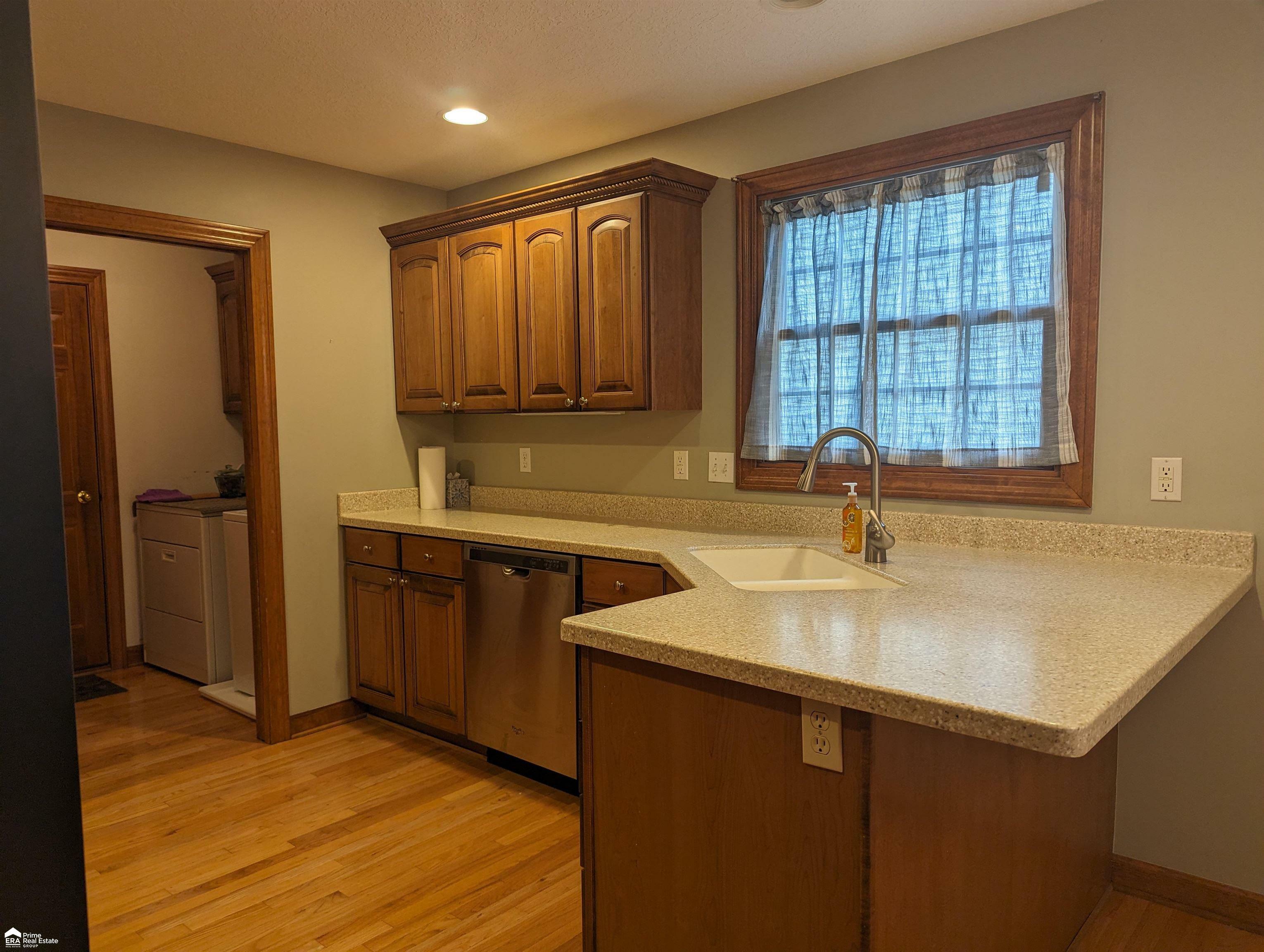 Property Photo:  3104 Amsterdam Drive  MI 48420 