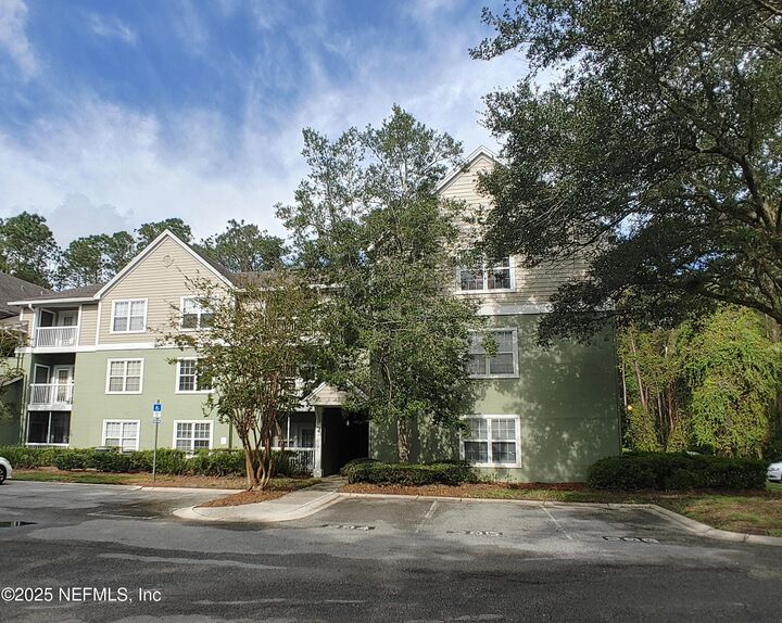 Property Photo: 7701 Timberlin Park Boulevard 1636 FL 32256